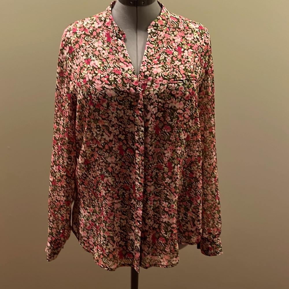 Woman’s blouse
